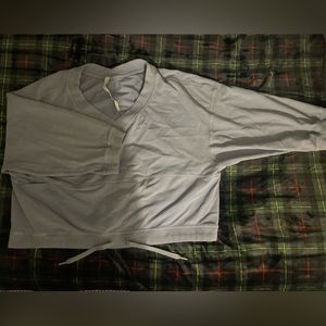 Lululemon size m/l crop ish sweater